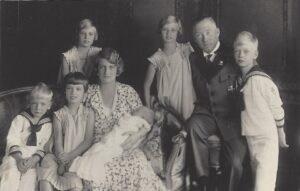 Frederick, Prince of Hohenzollern & Family, 1932
