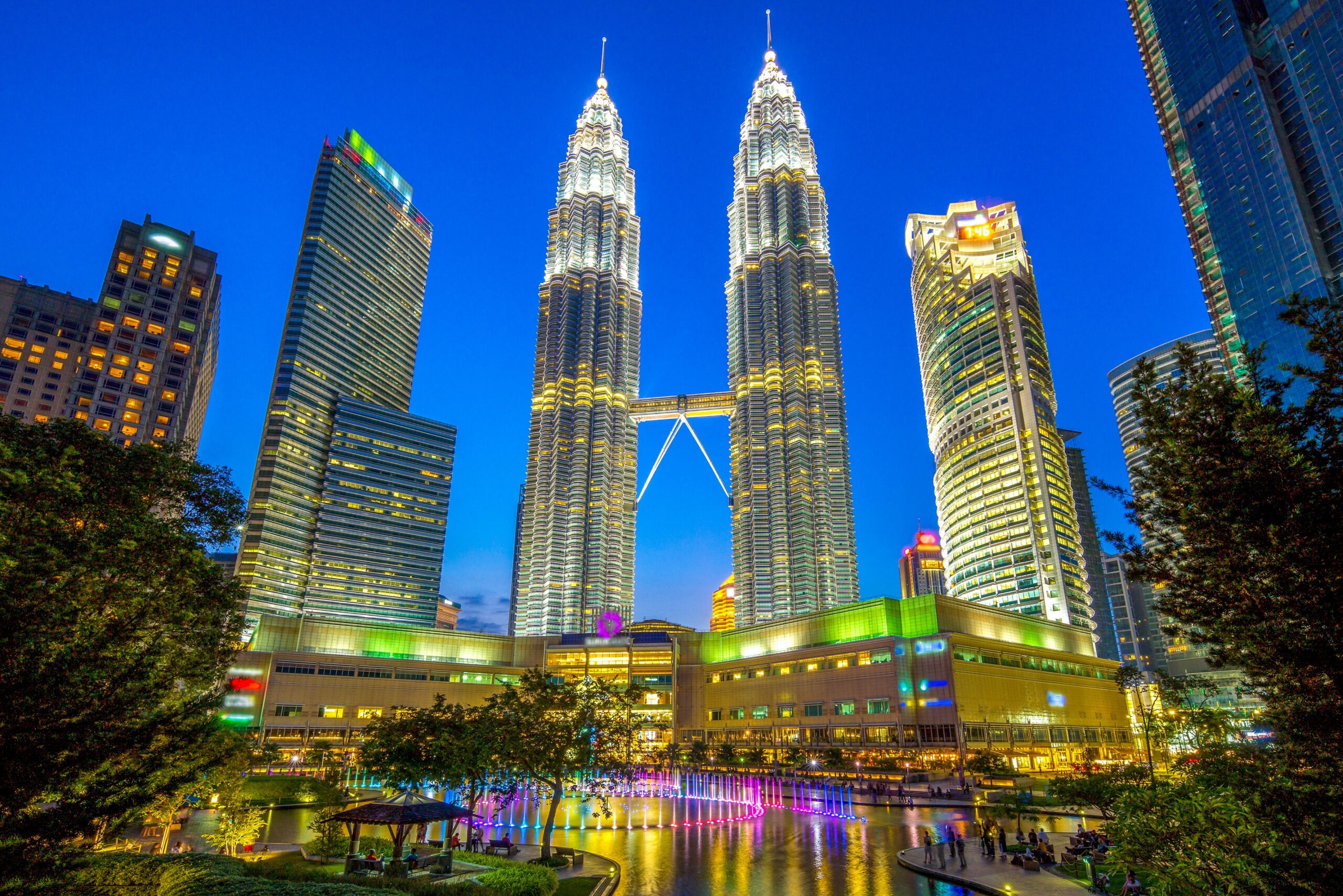 night view of kuala lumpur, malaysia | Pentrental | Luxury Accommodation