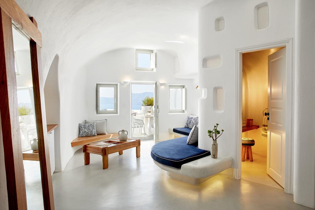 Hotels in Santorini Greece