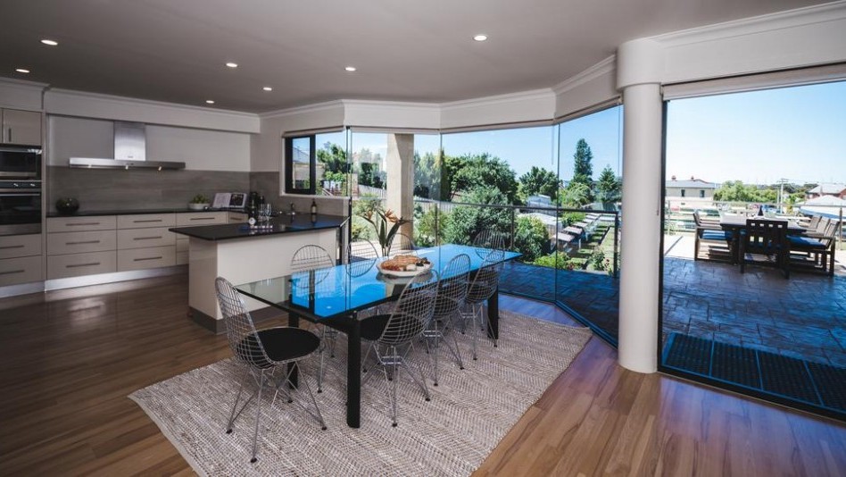 hotelsinhobarttasmania1 Pentrental Objective